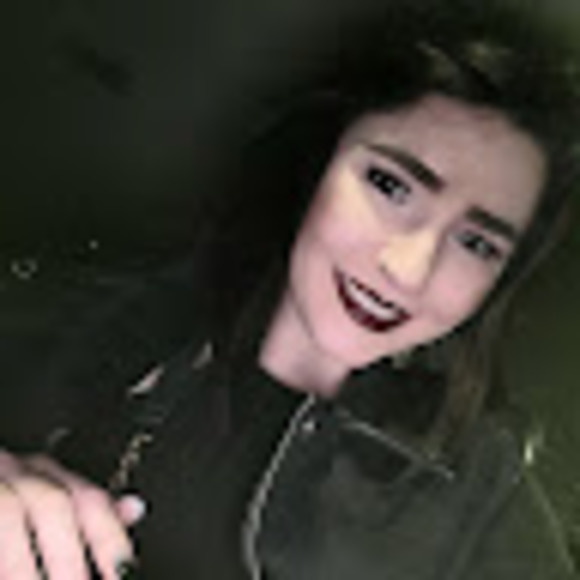 Meet your Posher, Barbara - Picture 1 of 1